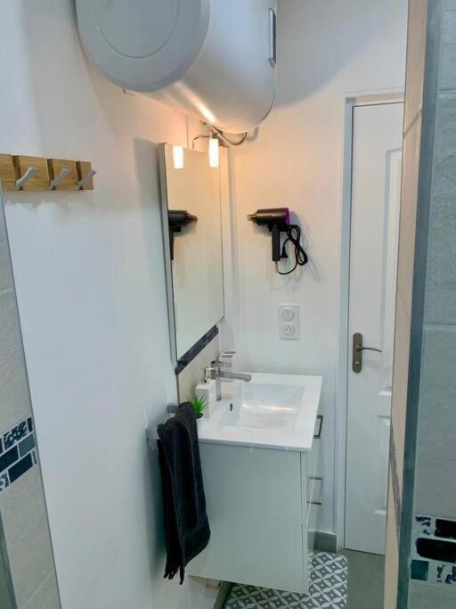 Appartement Agreable 2 Pieces A Pantin Extérieur photo